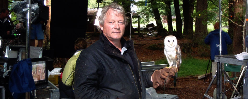 mark with owl